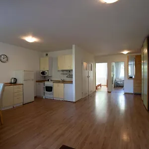 scisle-centrum-duze-mieszkanie.hotelswroclaw.com/